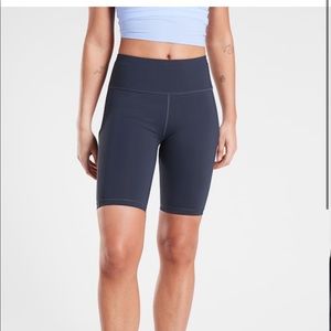NWOT Athleta 9” Biker Short Navy